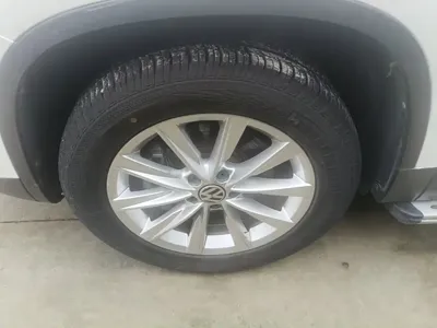 Volkswagen Tiguan 2017, 101400 км, за 6103.54 USD - фото 23