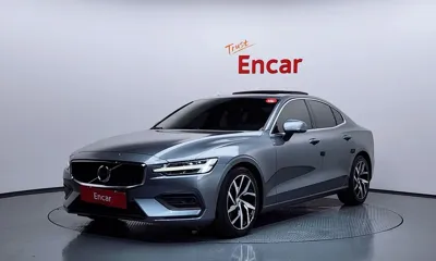 Volvo S60 · 2020 год