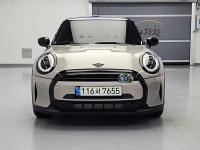 MINI Cooper 2022, 24170 км, за 16576.73 USD - фото 2