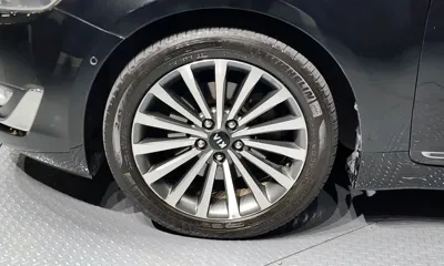 Kia K7 2013, 172997 км, за 3635.65 USD