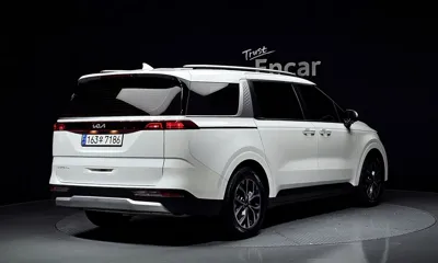 Kia Canival 2023, 38794 км, за 19094.81 USD