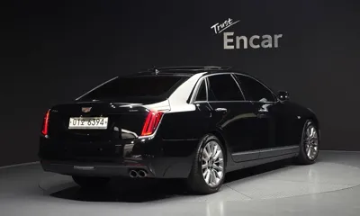 Cadillac CT6 2018, 126021 км, за 9621.01 USD