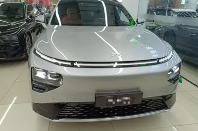 Xpeng G9 2022, 47699 км, за 26879 USD