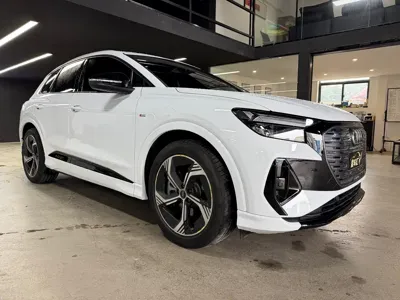 Audi Q4 e-tron 2024, 67000 км, за 18836.27 USD
