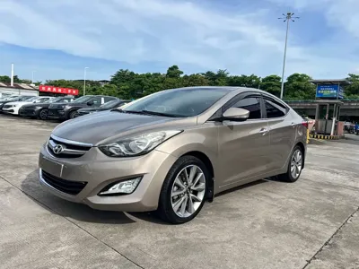 Hyundai Elantra Langdong · 2015 год