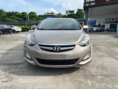 Hyundai Elantra Langdong 2015, 98000 км, за 2942.85 USD