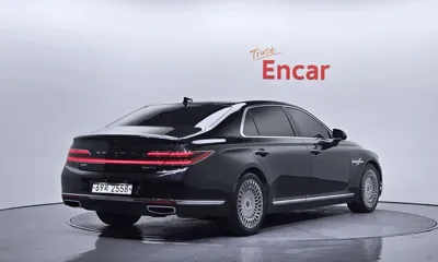 Genesis G90 2019, 210339 км, за 13943.96 USD