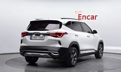 Kia Seltos 2022, 52503 км, за 11230.84 USD