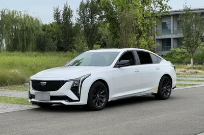 Cadillac CT5 · 2025 год