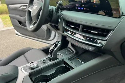 Cadillac CT5 2025, 12200 км, за 32830 USD - фото 23