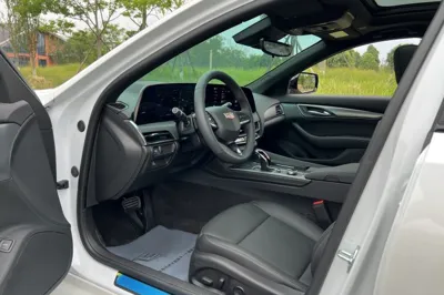 Cadillac CT5 2025, 12200 км, за 32830 USD - фото 24