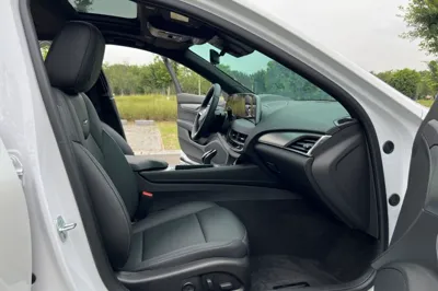 Cadillac CT5 2025, 12200 км, за 32830 USD - фото 26