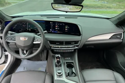 Cadillac CT5 2025, 12200 км, за 32830 USD - фото 33