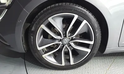 Renault-KoreaSamsung SM6 2017, 134632 км, за 3648.21 USD
