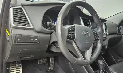 Hyundai Tucson 2018, 95707 км, за 8671.46 USD - фото 13