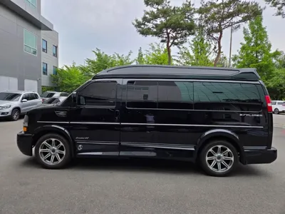 Chevrolet Express Van 2016, 39457 км, за 20195.45 USD