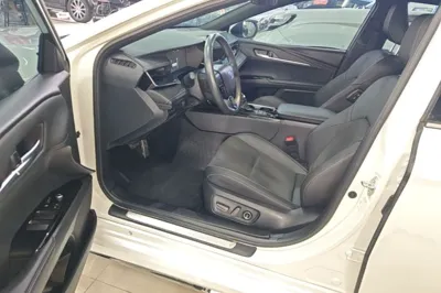 Toyota Camry 2024, 26400 км, за 22874 USD - фото 18