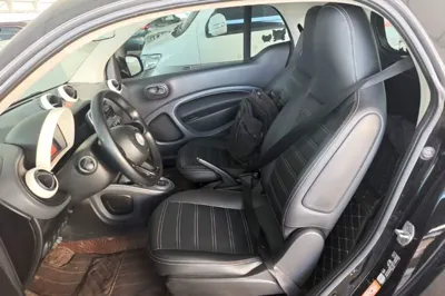 Smart Fortwo 2018, 37300 км, за 7367 USD - фото 17