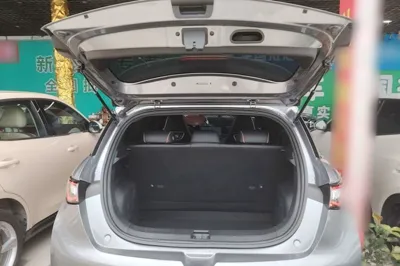 BYD Dolphin 2021, 74000 км, за 9829 USD - фото 22
