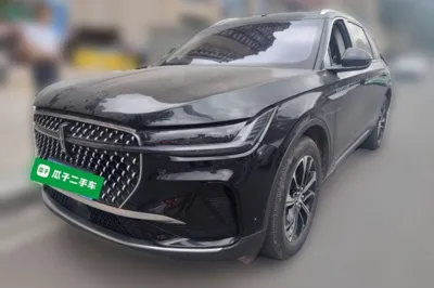 Lincoln Nautilus · 2023 год