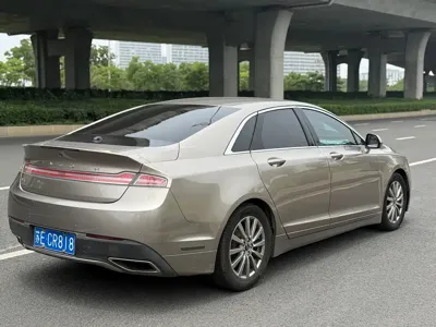 Lincoln MKZ 2018, 83000 км, за 8416.55 USD