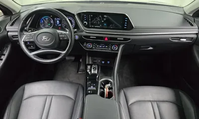 Hyundai Sonata 2021, 81473 км, за 9051.87 USD - фото 7