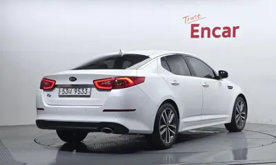 Kia K5 2014, 147655 км, за 3872.92 USD