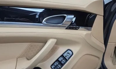 Porsche Panamera 2012, 92193 км, за 12421.54 USD - фото 17