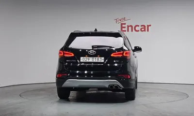 Hyundai Santafe 2016, 133353 км, за 6342.91 USD
