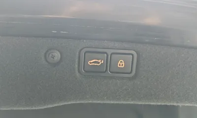 Hyundai Equus 2012, 204737 км, за 2523.78 USD - фото 20