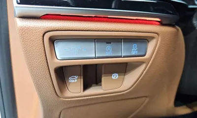 Genesis G80 2022, 82360 км, за 21879.26 USD - фото 28
