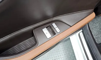 Genesis G80 2022, 82360 км, за 21879.26 USD - фото 32