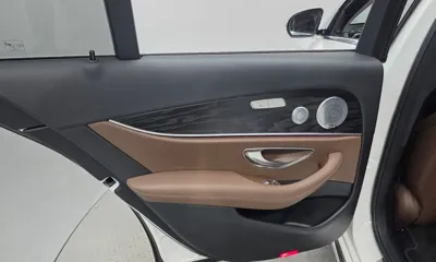 Mercedes-Benz E-Class 2019, 122865 км, за 15534.12 USD - фото 25