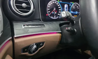 Mercedes-Benz E-Class 2019, 122865 км, за 15534.12 USD - фото 28