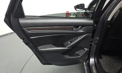 Honda Accord 2019, 114536 км, за 10076.05 USD - фото 24