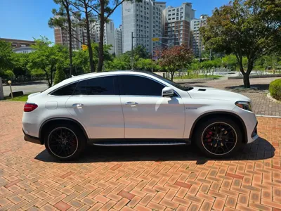 Mercedes-Benz GLE-Class 2019, 42100 км, за 51290.37 USD