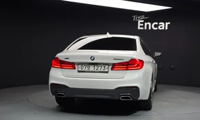 BMW 5-Series 2018, 135003 км, за 15953.63 USD
