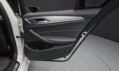 BMW 5-Series 2018, 135003 км, за 15953.63 USD - фото 25