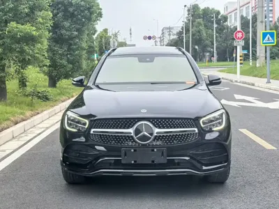 Mercedes-Benz GLC 2020, 109000 км, за 24984.8 USD