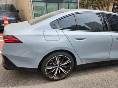 BMW 5-Series 2026, 4388 км, за 58598.66 USD