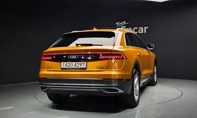 Audi Q8 2021, 56145 км, за 45914.33 USD