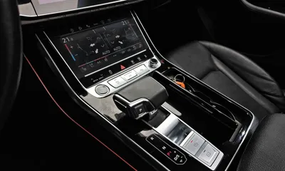 Audi Q8 2021, 56145 км, за 45914.33 USD - фото 9