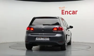 Volkswagen Golf 2012, 103186 км, за 2953.92 USD
