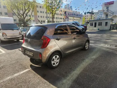 Kia Morning 2016, 92667 км, за 2693.12 USD