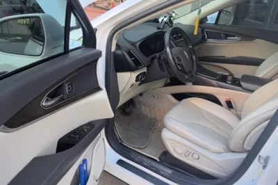 Lincoln MKX 2015, 122600 км, за 6430 USD - фото 19