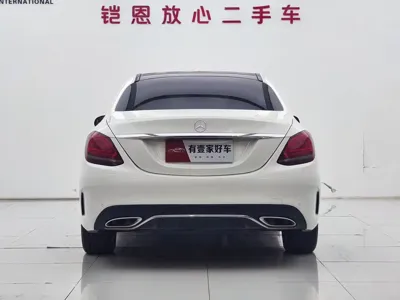 Mercedes-Benz C-Class 2019, 48000 км, за 16908.84 USD