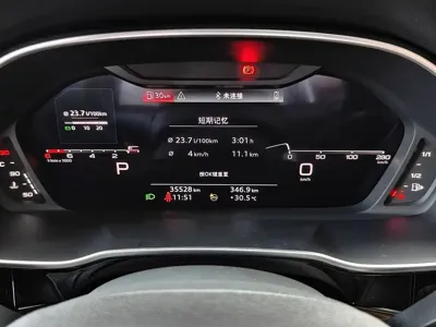 Audi Q3 2022, 35000 км, за 29902.87 USD - фото 10