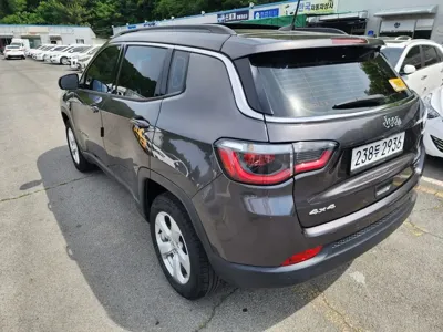 Jeep Compass 2019, 60222 км, за 7345.77 USD