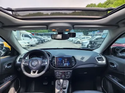 Jeep Compass 2019, 60222 км, за 7345.77 USD - фото 7
