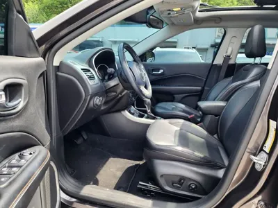 Jeep Compass 2019, 60222 км, за 7345.77 USD - фото 10